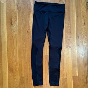 Therapy black leggings with mesh pockets and calves